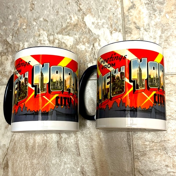NWT Set Of Two Coffee Mugs From NYC - Picture 7 of 11